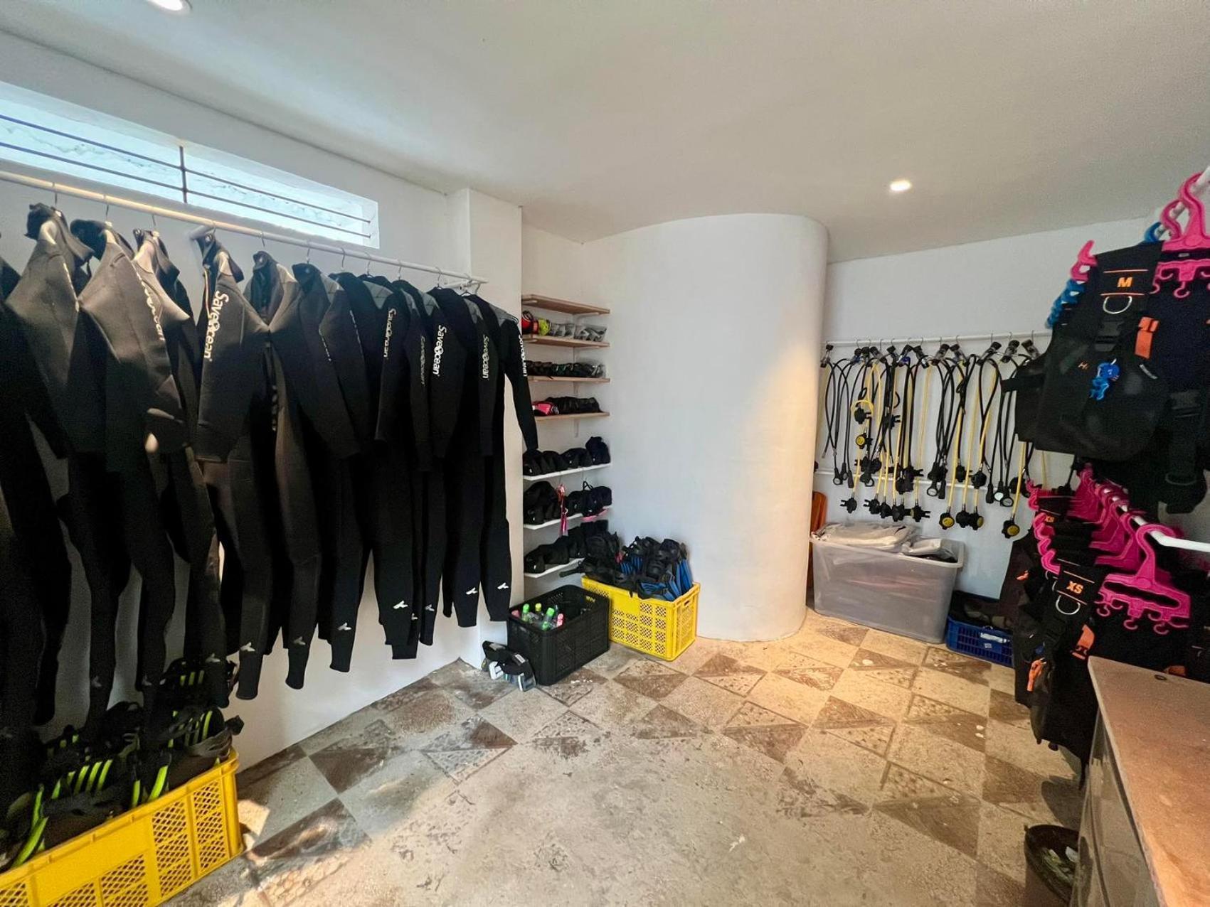 E-Fun Dive Resort داوين المظهر الخارجي الصورة